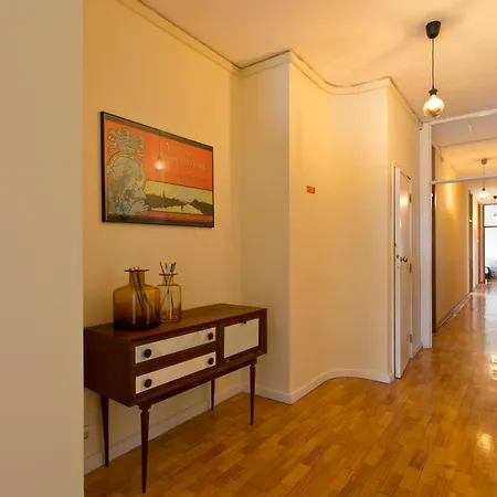 Port Wine Manor Apartment
